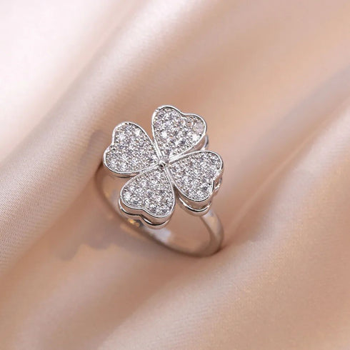 Lunel Jewels™ Clover Spinner Ring
